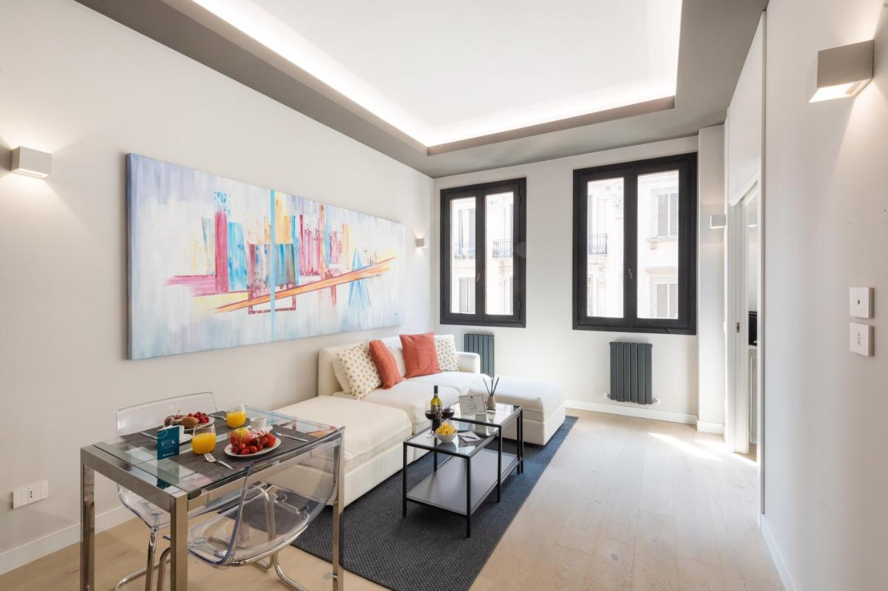Sweett- Duomo Apartment Milan Exterior photo