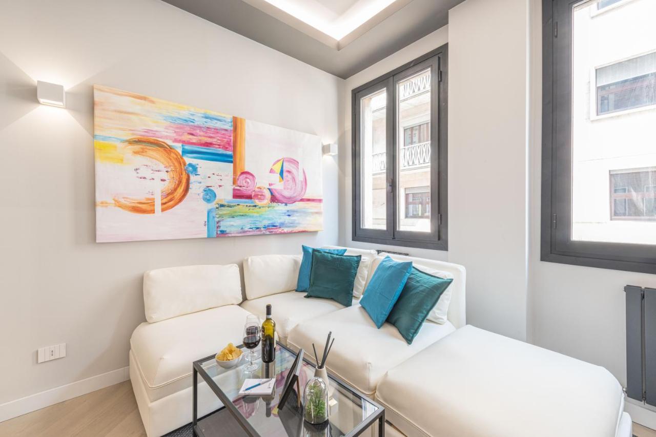 Sweett- Duomo Apartment Milan Exterior photo