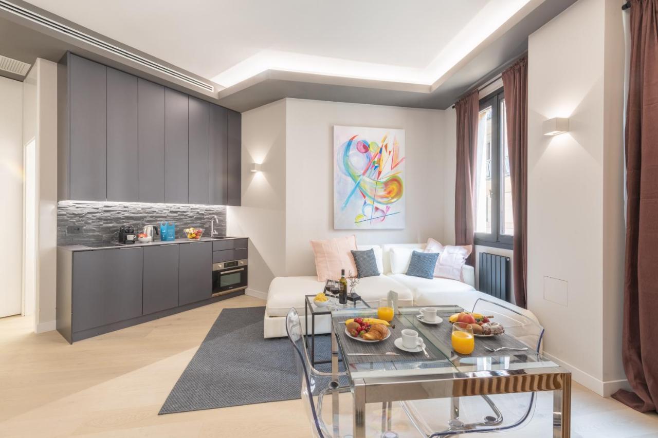 Sweett- Duomo Apartment Milan Exterior photo