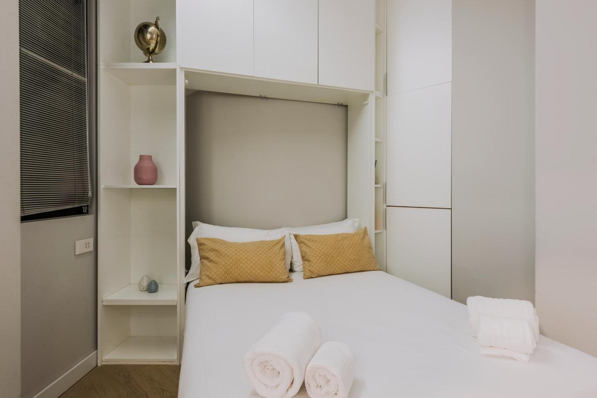 Sweett- Duomo Apartment Milan Exterior photo